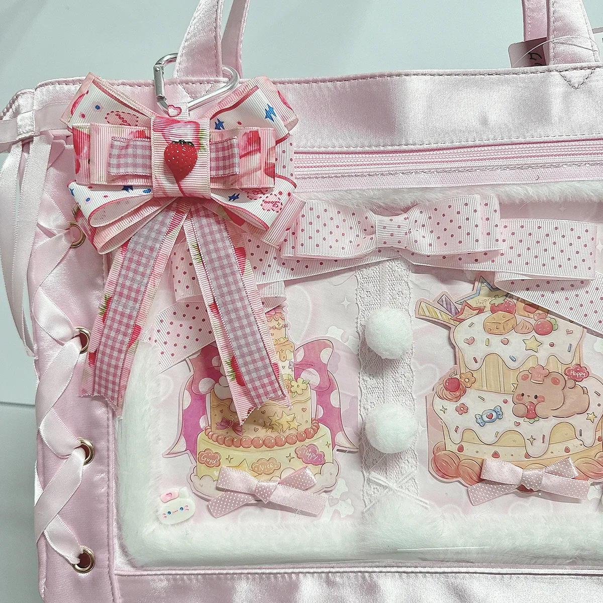 planche ita diy rose finie, style peluche mignon, organisateur de badges pour sac ita, accessoires itabag