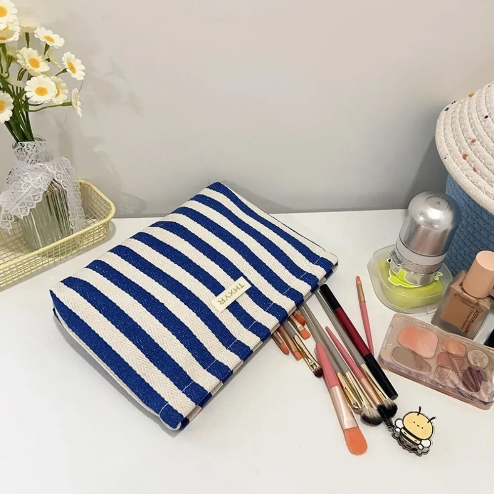 sac à cosmétiques portable à rayures, léger, multifonctionnel, grande capacité, avec fermeture éclair, organiseur de maquillage, pour voyage