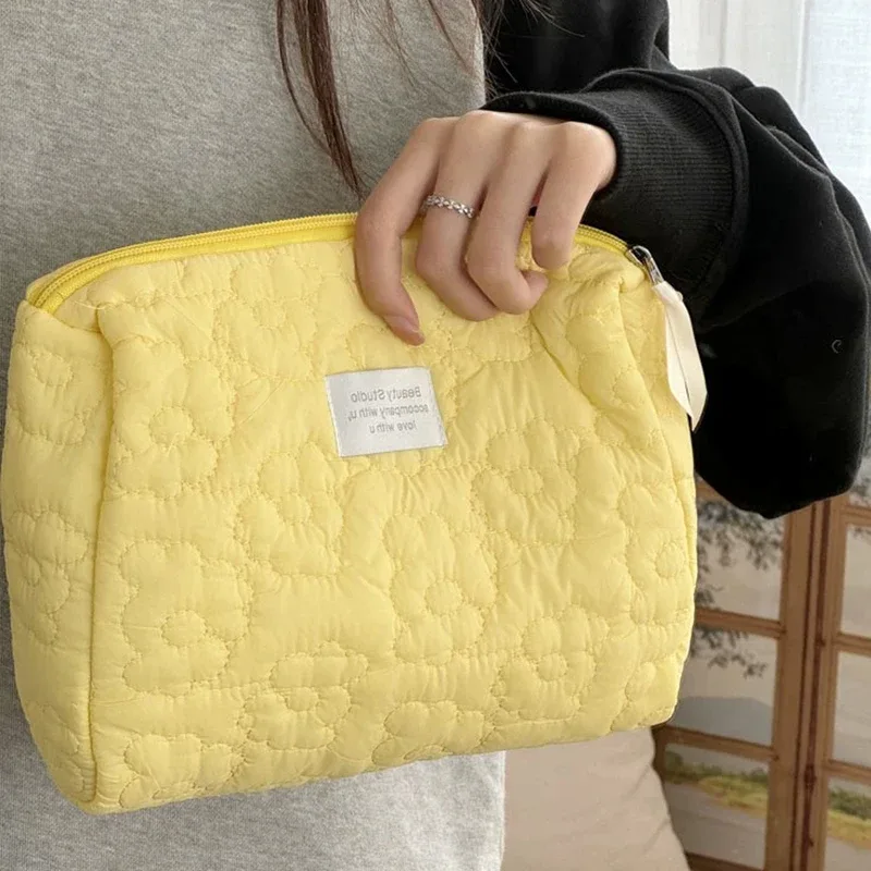 trousse de maquillage à motif de fleurs pour femmes, trousse de toilette, trousse à fermeture éclair, trousse à cosmétiques, trousse de voyage pour poudres lavantes, trousse de maquillage pour femmes, 2024