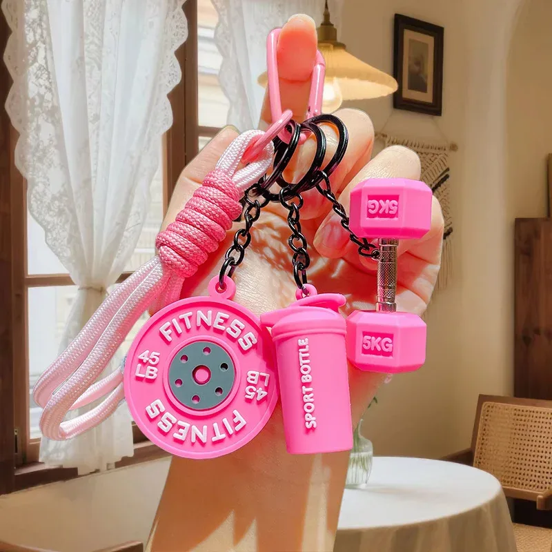 porte-clés personnalisé style sportif avec haltères et manche d'haltère, accessoire polyvalent pour sac à dos de fitness et kettlebell