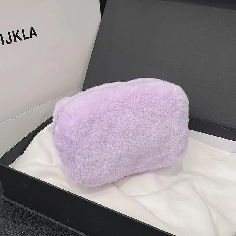 nouveau 1 pièces sac cosmétique en peluche crayon fille couleur bonbon sac à main banquet fête dame sac cosmétique maquillage