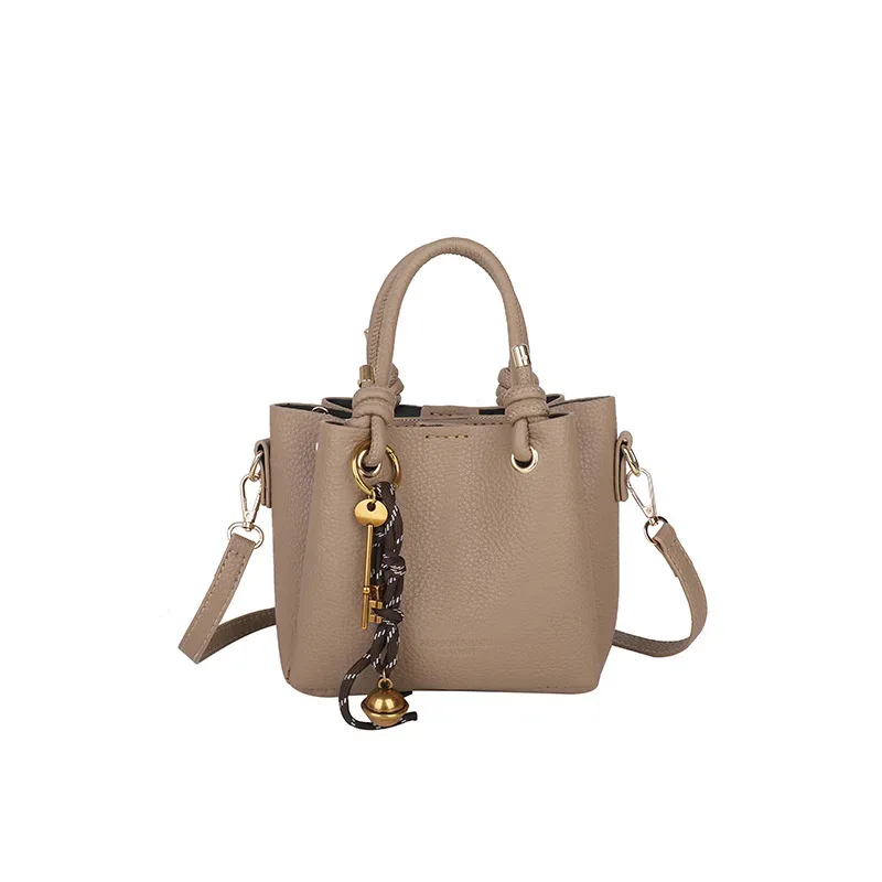 sac fourre-tout fait à la main, sac à main à bandoulière, accessoire artisanal en cuir, ensemble de matériel semi-fini cousu à la main, bricolage