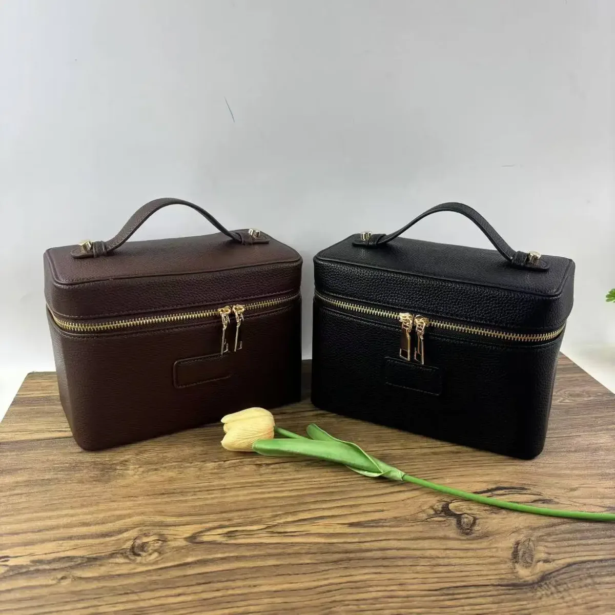 Nouvelle Trousse de Voyage Portable en Cuir PU Grande Capacité pour Femmes, Trousse de Maquillage et Cosmétiques Personnalisable avec Logo