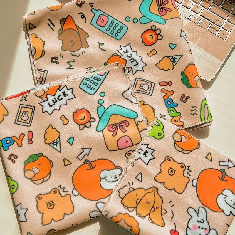 housse de protection réutilisable anti-rayures en tissu magique à motifs de dessins animés pour ipad et sac de rangement pour cosmétiques