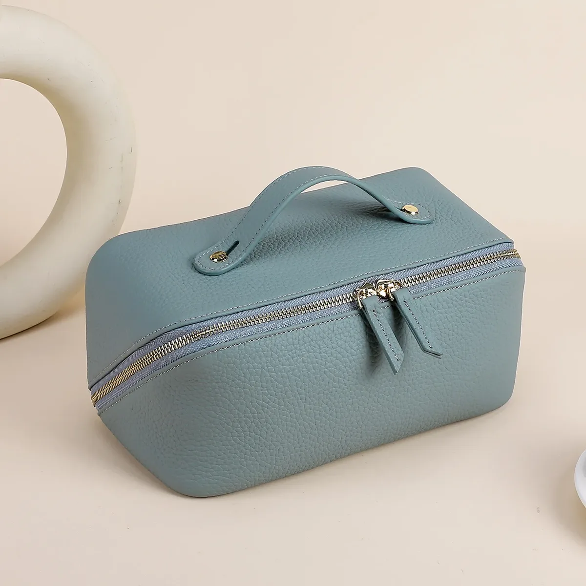 sac de maquillage en cuir de vache, sac de rangement de voyage, trousse de toilette multi-compartiments de grande capacité, sac à cosmétiques pour femmes avec initiales gratuites