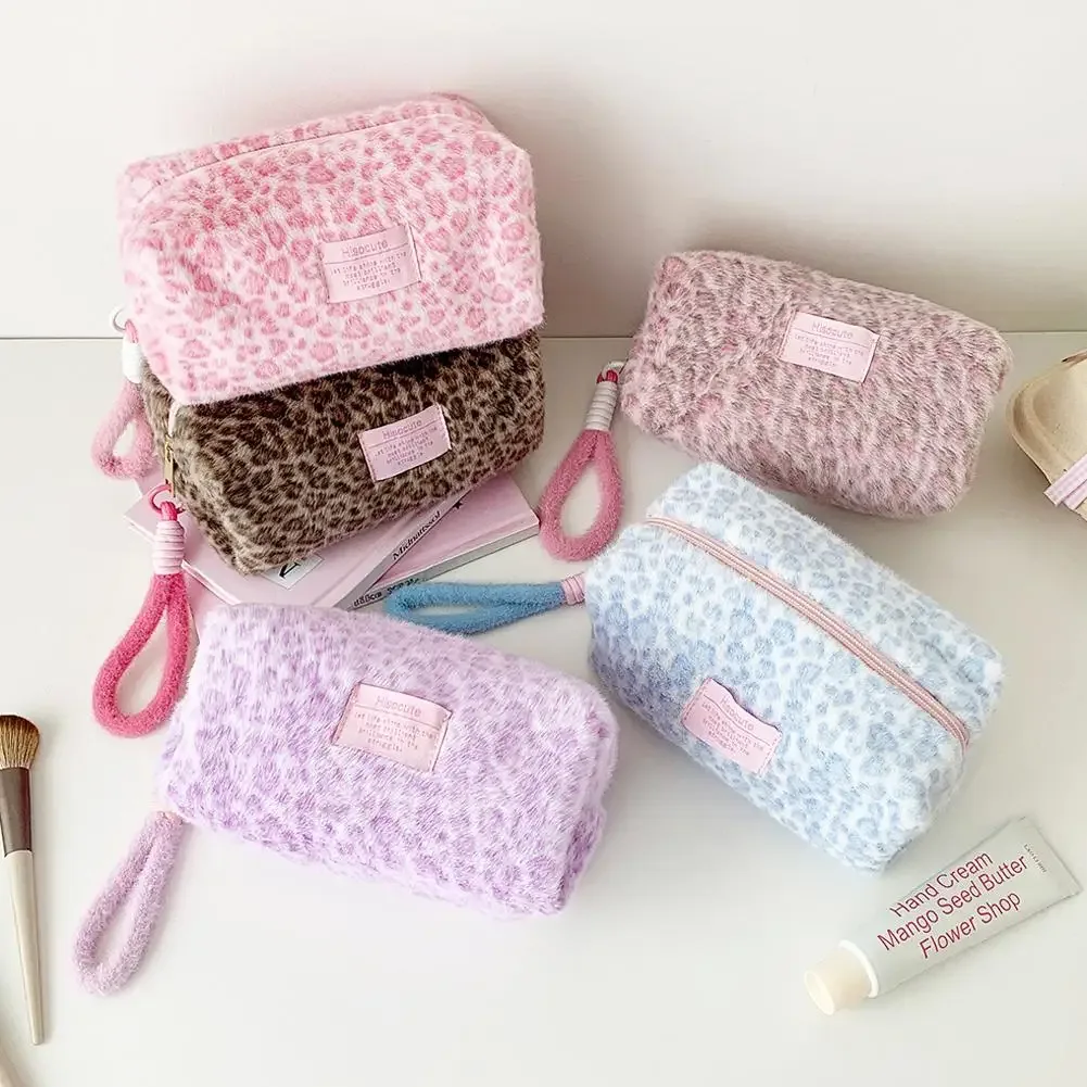 Sacs à maquillage en peluche à imprimé léopard avec poignée, sac de rangement cosmétique de voyage portable, trousse de toilette, trousse à crayons mignonne, sac à main tendance