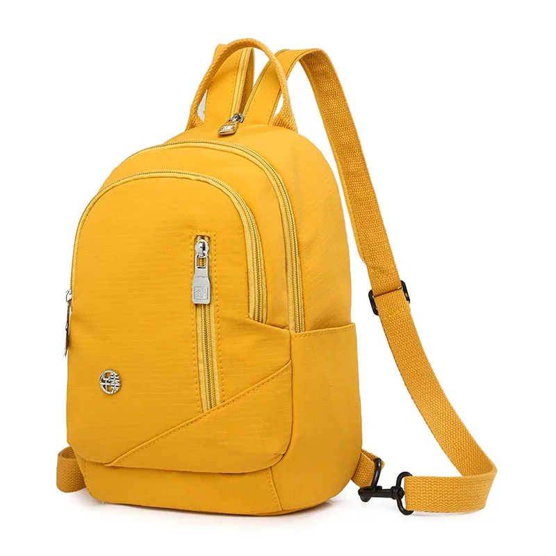 Mini sac à dos en nylon six couleurs, petit sac à dos multi-compartiments pour les voyages quotidiens, sac à dos décontracté tendance pour femmes