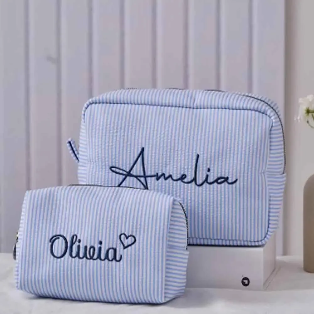 trousse de toilette brodée sur mesure, pochette cosmétique personnalisée en seersucker rayé, organiseur de voyage couleur bonbon, cadeaux pour demoiselles d'honneur