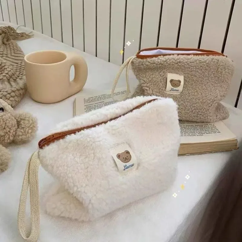 sac de rangement en peluche de grande capacité pour cosmétiques et rouges à lèvres pour femmes, trousse de maquillage, sacs à main mignons, portefeuille de voyage, trousse à crayons, trousse à poudres