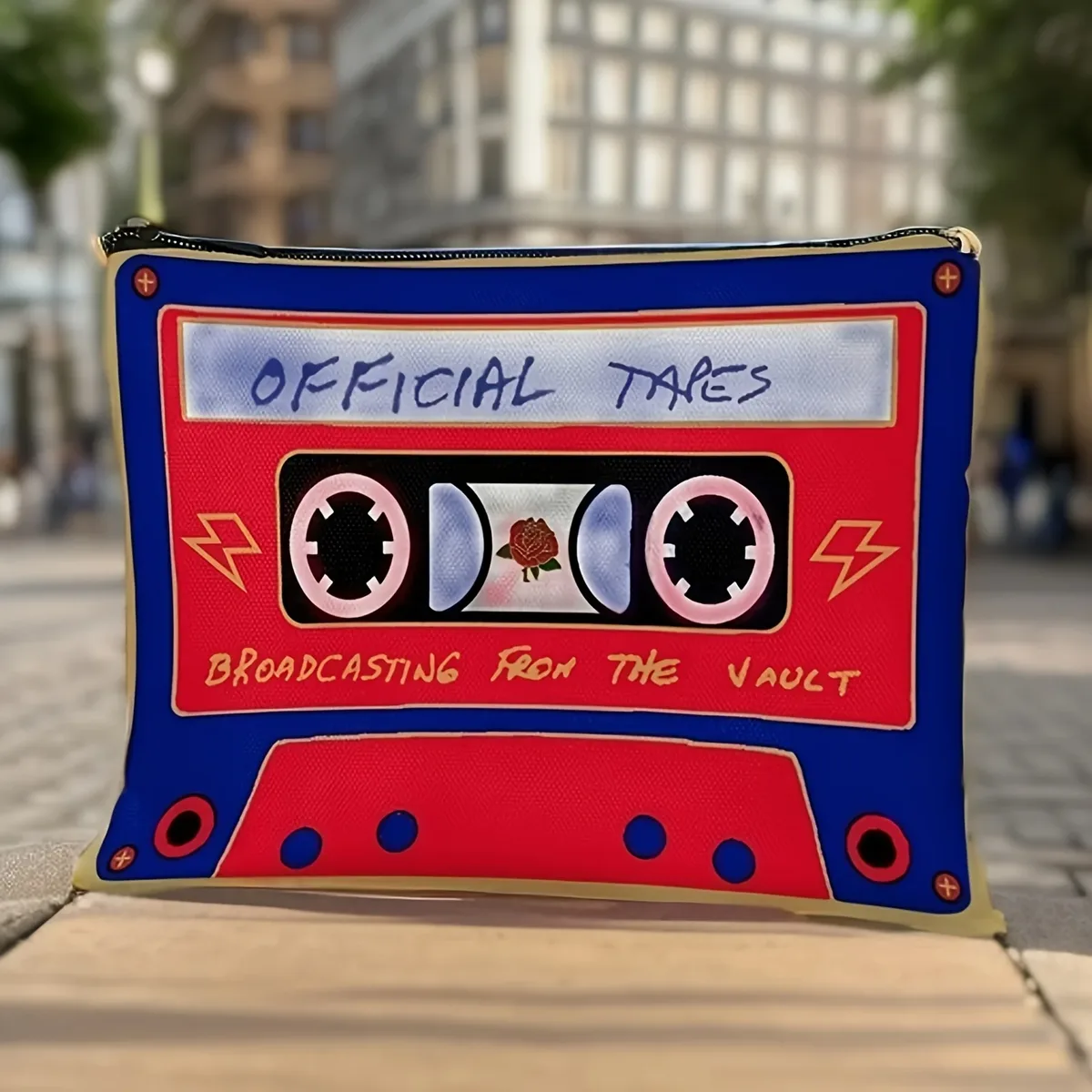 fermeture à glissière de sac cosmétique de bande de cassette rétro en polyester léger, conception nostalgique pliable des années 80/90 pour le sac de voyage des femmes