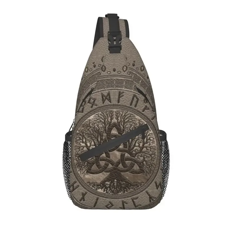 sac à dos à bandoulière en cuir marron arbre de vie avec triquetra pour hommes, viking norse yggdrasil initié, sacs de poitrine pour la randonnée