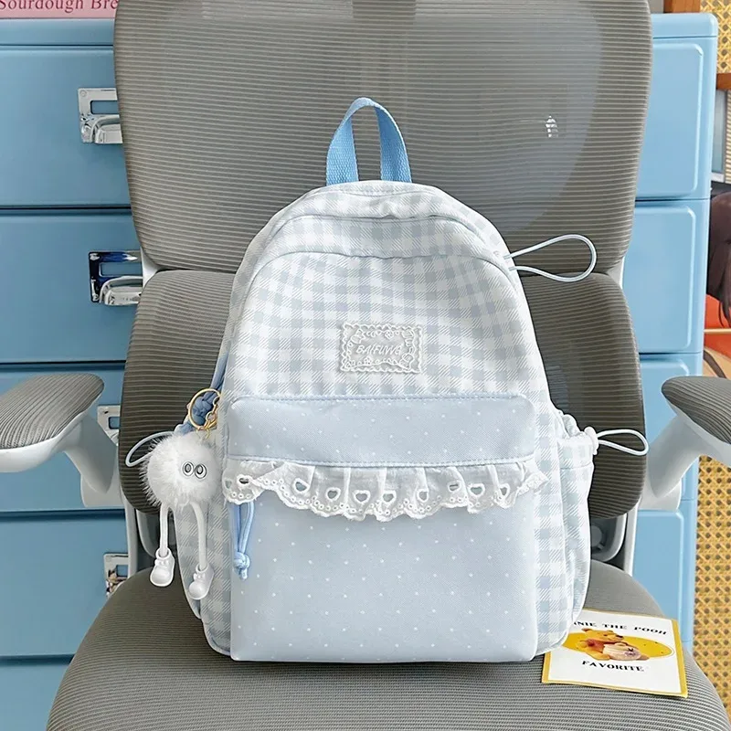 sac à dos décontracté à carreaux de grande capacité pour l'école, les voyages, les activités de plein air et l'usage quotidien, adapté aux élèves du collège et du lycée et aux étudiants.