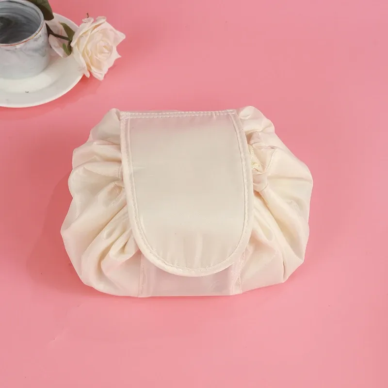 sac de rangement de maquillage élastique à cordon de serrage pour femmes, sac de voyage portable noir de grande capacité, sacs de rangement tendance
