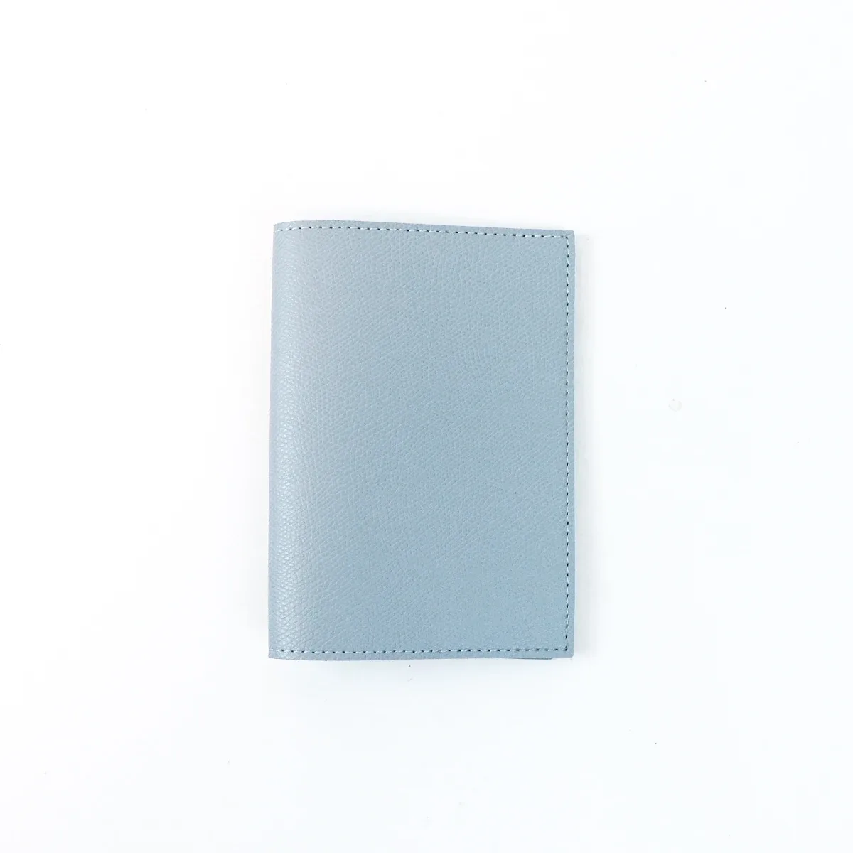 porte-passeport personnalisé en cuir pu, pratique pour les voyages d'affaires et les trajets quotidiens.