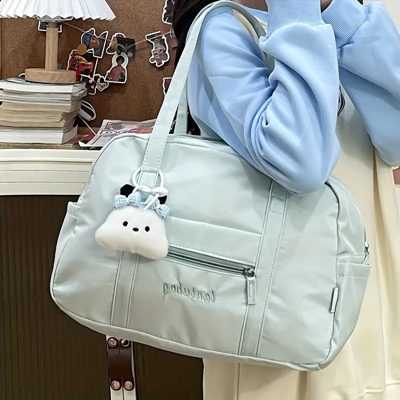 sac fourre-tout tendance avec joli breloque en peluche pour l'épaule, plusieurs poches latérales, poche avant zippée, sac à main grande capacité, idéal pour les voyages pour femmes