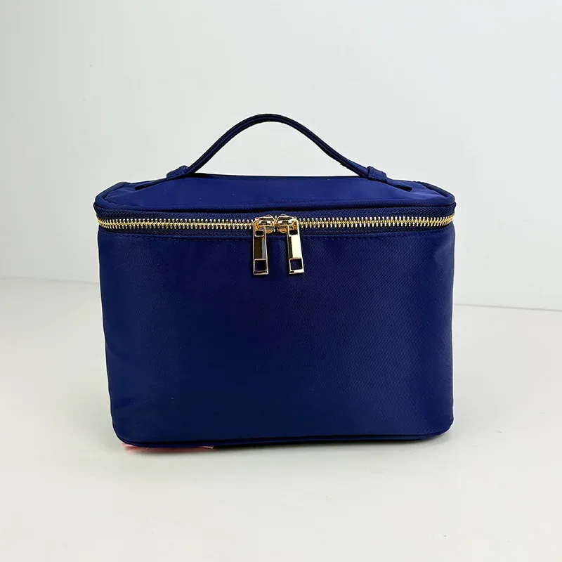 boîte de rangement imperméable en nylon couleur bonbon avec poignée, grand espace, patchs personnalisables, trousse de toilette et de maquillage pour filles pour les soirées pyjama