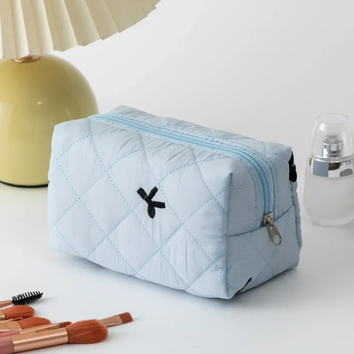 trousse de maquillage brodée, organisateur de cosmétiques de voyage de grande capacité pour femmes, rangement de toilette design avec nœud