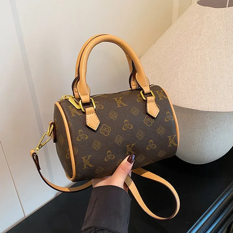 Nouveau sac Boston pour femme, style classique, motif floral, sac à bandoulière, sac à main en cuir souple, petit sac carré, usage quotidien