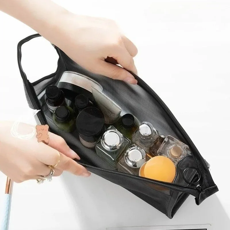 sac à cosmétiques transparent en maille, pochette de rangement de voyage portable pour articles de toilette, organisateur de maquillage léger et respirant pour usage quotidien en extérieur