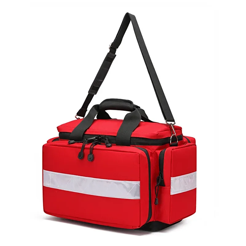 trousse de premiers secours extérieure de grande capacité avec bandes réfléchissantes, sac de rangement portable, options de transport multiples pour les premiers secours