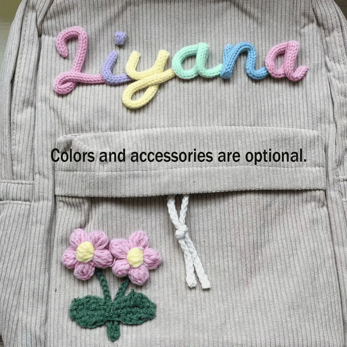 sac à dos unisexe personnalisé en velours côtelé — initiales brodées à la main, design coloré, choix de couleurs et d'accessoires