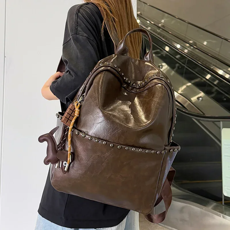 nouveau sac à dos à rivets, grande capacité, sac de voyage, sac à dos de couleur unie, sac pour ordinateur portable, sac à dos pour étudiants