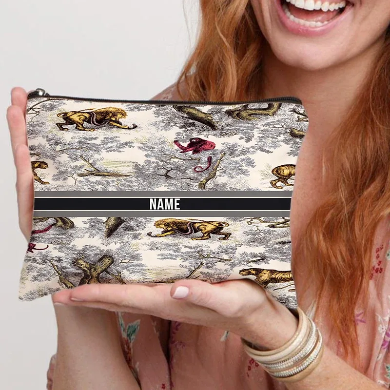 trousse de maquillage personnalisée pour femmes, cadeau pour enseignant(e) scolaire, trousse à crayons personnalisée, trousse à cosmétiques magnifique avec nom pour femme