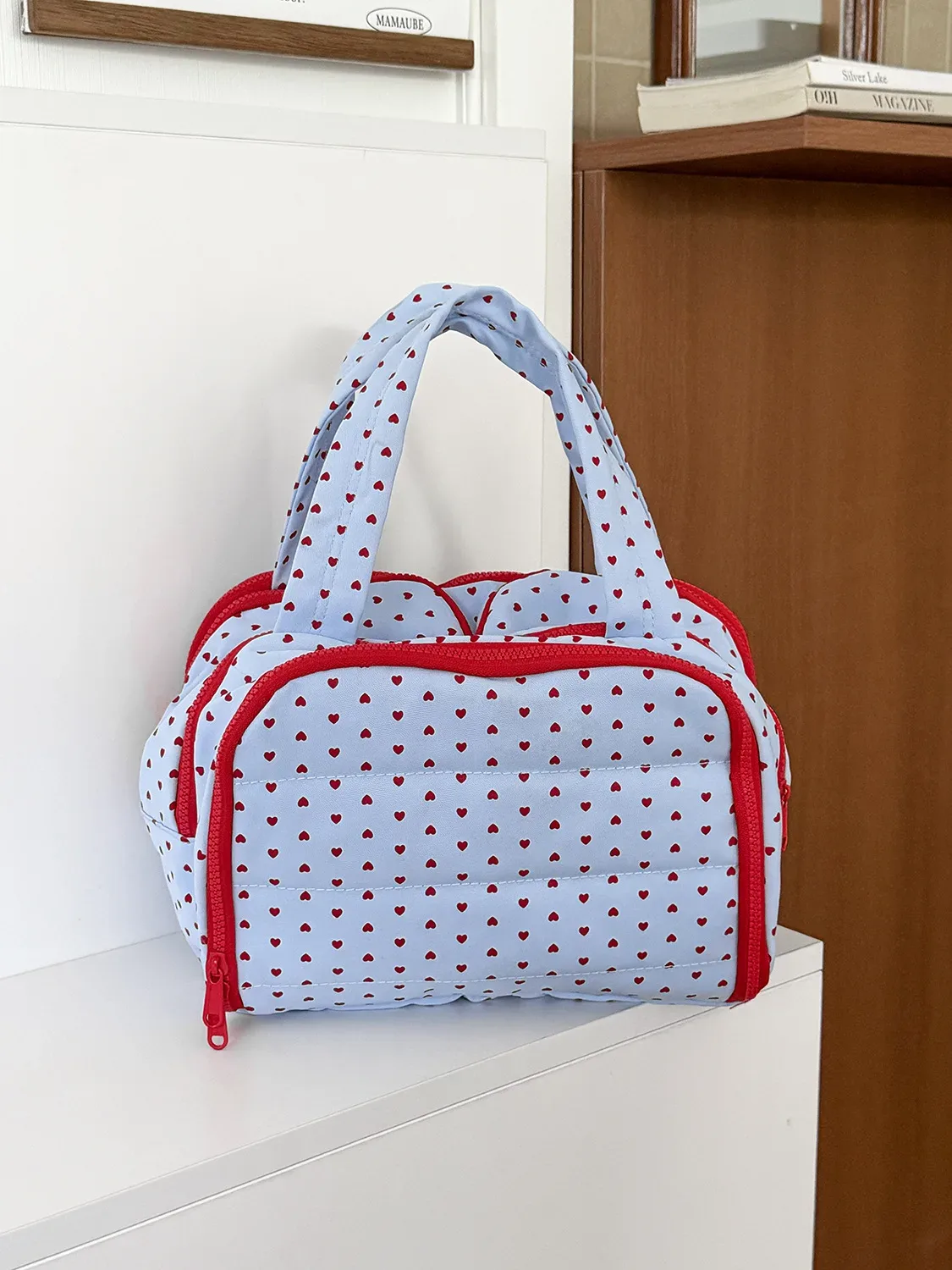 sac à cosmétiques portable à motif de cœur bleu, nouveau sac de rangement de toilette de voyage portable de grande capacité avec compartiments