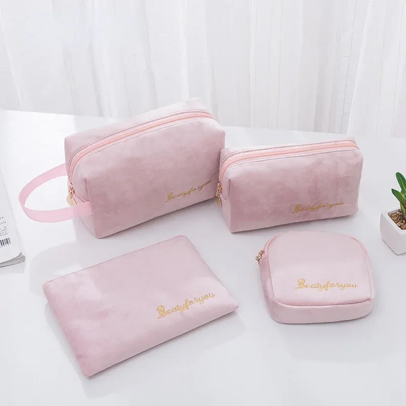 Sac de rangement de maquillage en velours doux pour femme, trousse de toilette pour coussinets, trousse de maquillage de voyage GT, trousse de beauté pour évaluateurs