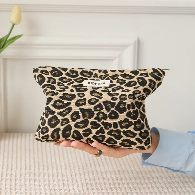 petit porte-monnaie imprimé léopard, sac de maquillage pour femmes, sac de rangement de cosmétiques portable, sac de rouge à lèvres à la mode, sac de doublure pour les déplacements quotidiens