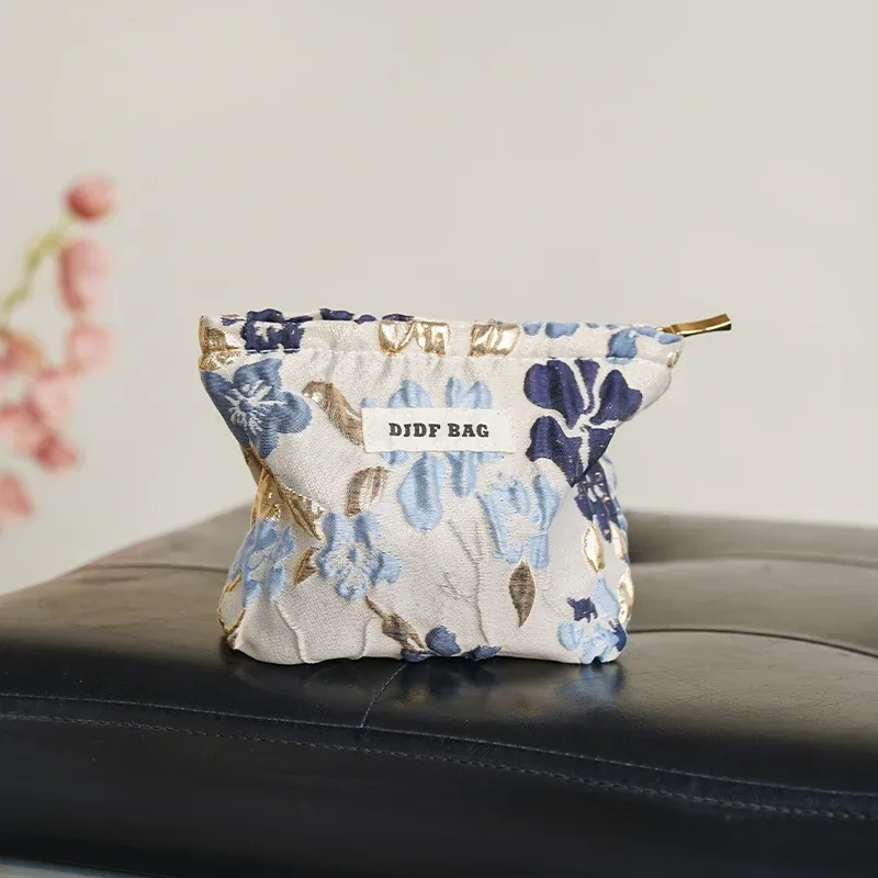 Mini sac à cosmétiques Portable rouge doux pour femme, petit sac de rangement pour serviettes hygiéniques, sac pour pièces de monnaie et clés, sac pour cartes bancaires portables