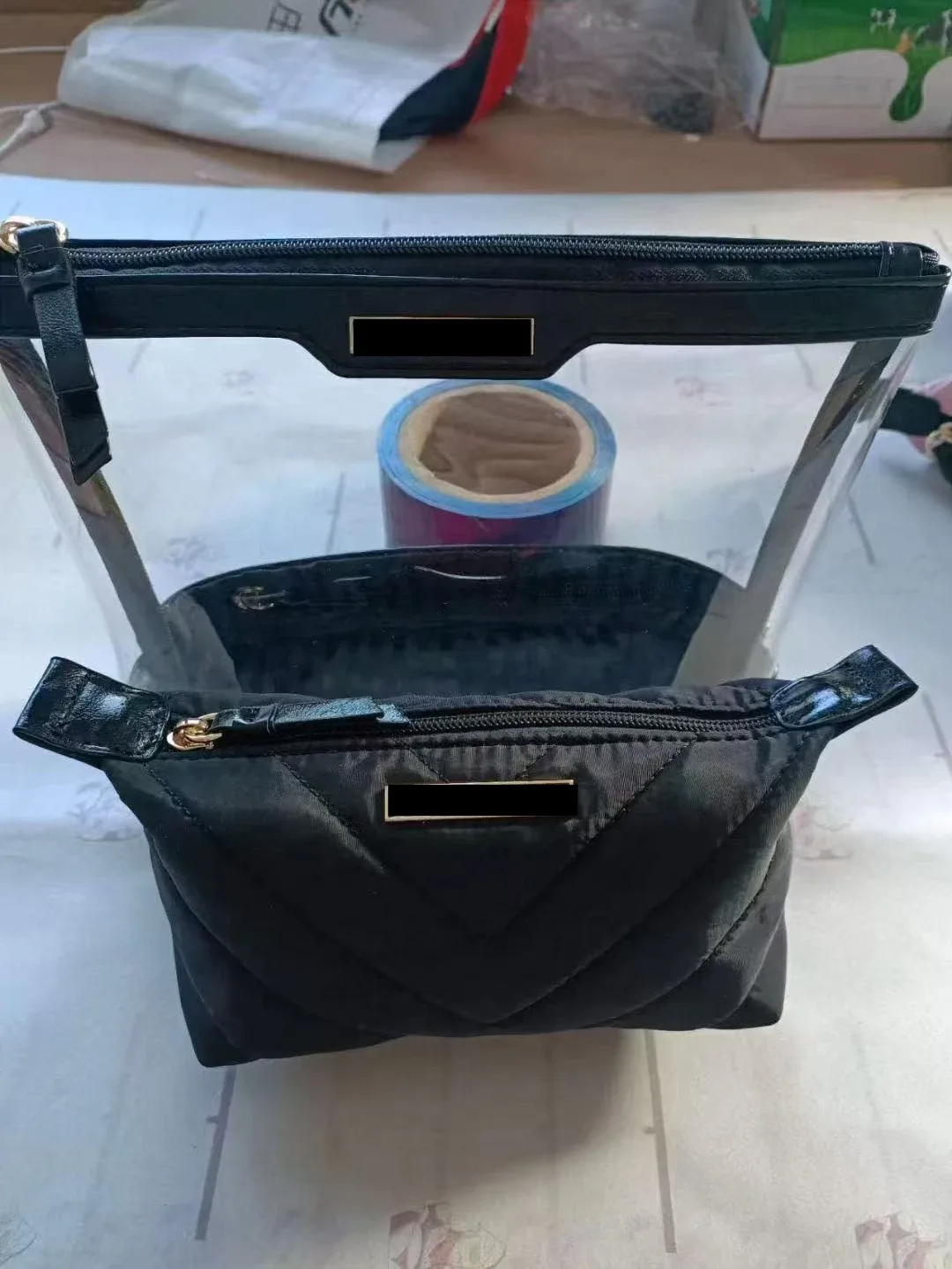 sac fourre-tout et trousse de toilette en pvc transparent bleu marcus avec sac intérieur pour femmes