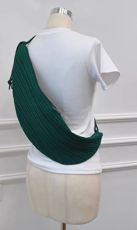 miyake japonais décontracté sport vent plissé sac à bandoulière hommes femmes universel mode loisirs rétractable sac à main sac de téléphone portable
