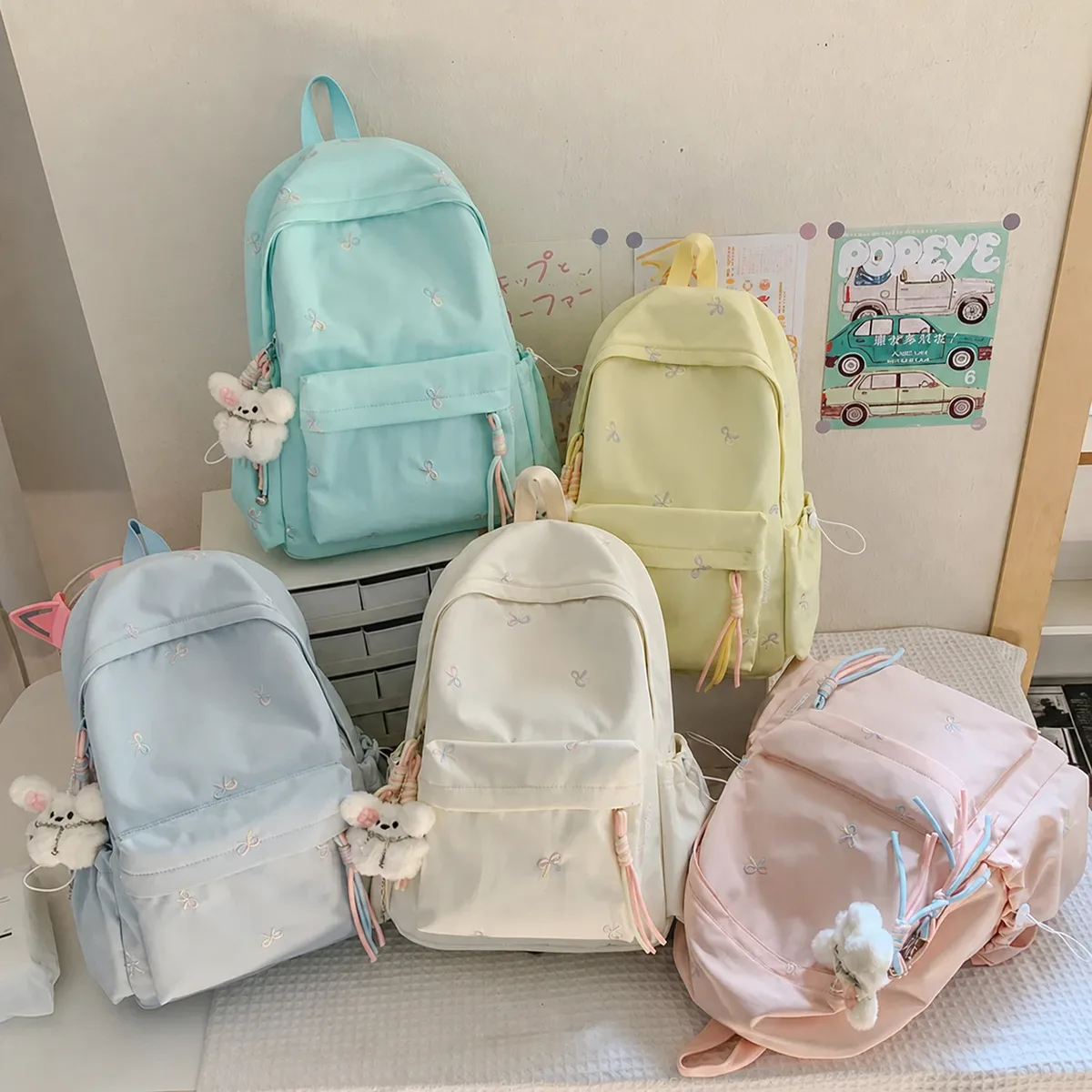 sac à dos pour adolescentes, confortable, brodé, décontracté, sac d'école pour le lycée et l'université, sac à dos scolaire tendance en nylon pour tous les jours.