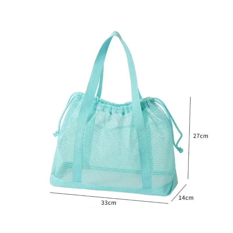 sac fourre-tout simple en maille respirante avec cordon de serrage, base robuste, poignées confortables pour femmes, idéal pour la gym, la natation, la plage et les sorties.