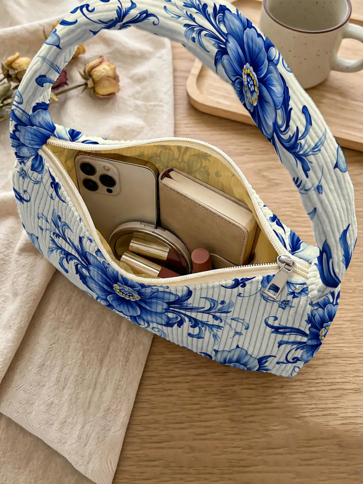 sac à bandoulière tendance à imprimé floral bleu, sac sous le bras en velours côtelé blanc pour un usage quotidien décontracté
