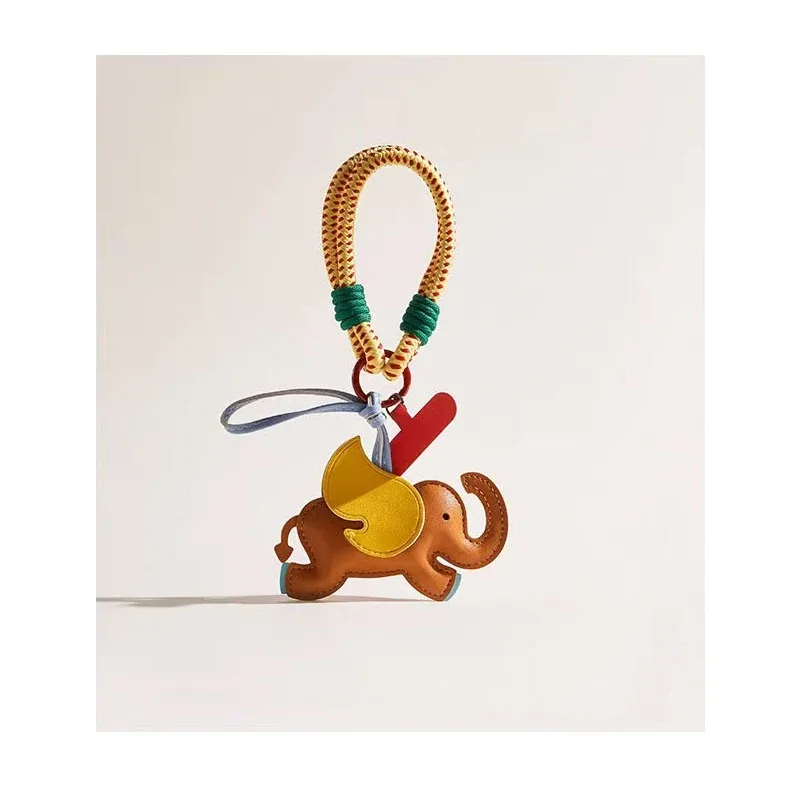 mignon et ludique en cuir dumbo sac pendentif sac à breloques sac accessoires sac d'école sac à dos charme