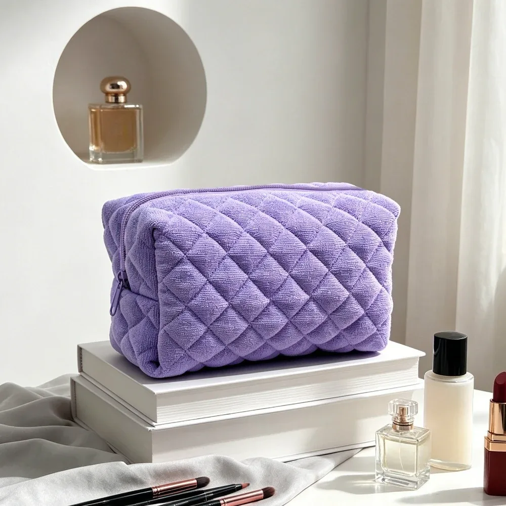 jolie trousse de toilette carrée pour femmes, multifonctionnelle, portable, pour ranger les articles de toilette et le maquillage.