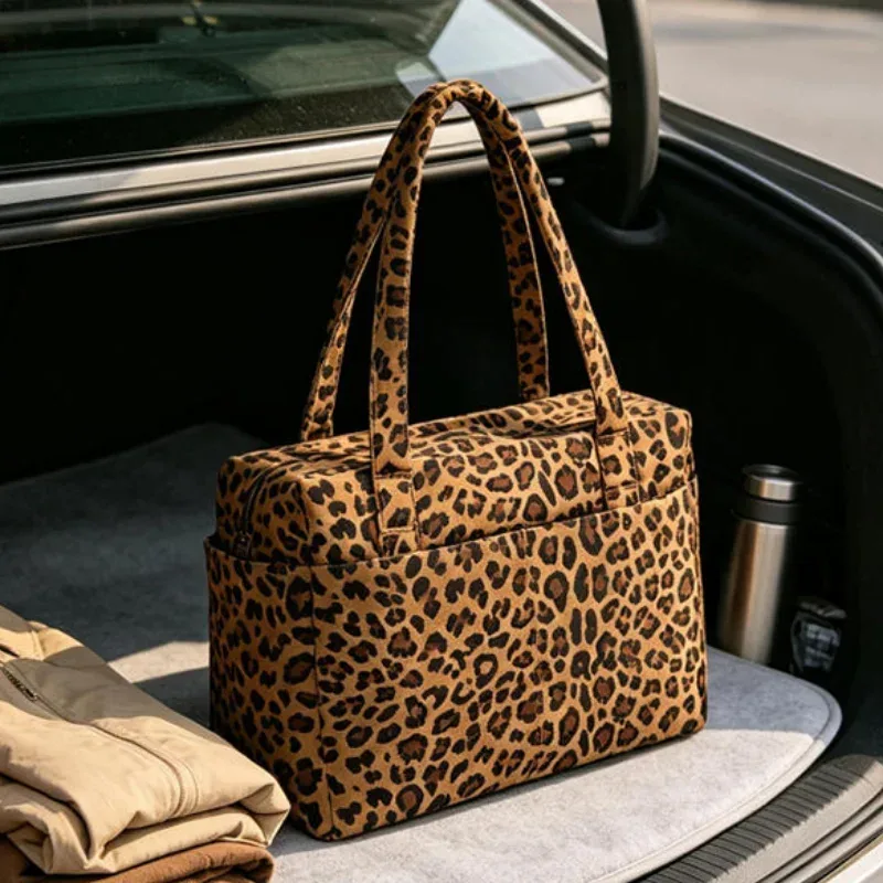 sac à main de voyage en nylon grande capacité, sac à bandoulière rétro européen et américain pour femme avec plusieurs poches et fermeture éclair, sac de sport et de shopping