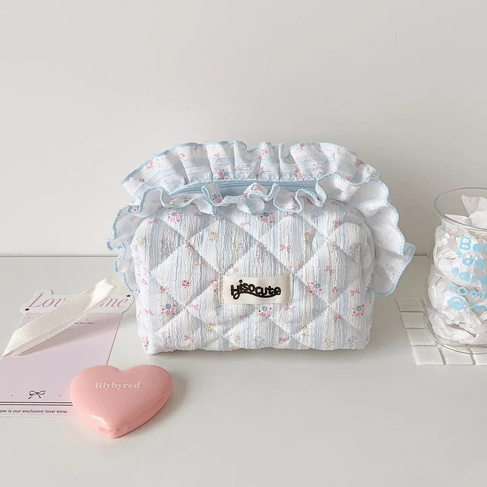 sac de rangement pour cosmétiques matelassé avec nœud et volants, grande capacité, en polyester et coton, organiseurs de maquillage pour femmes et filles, idéal pour les voyages