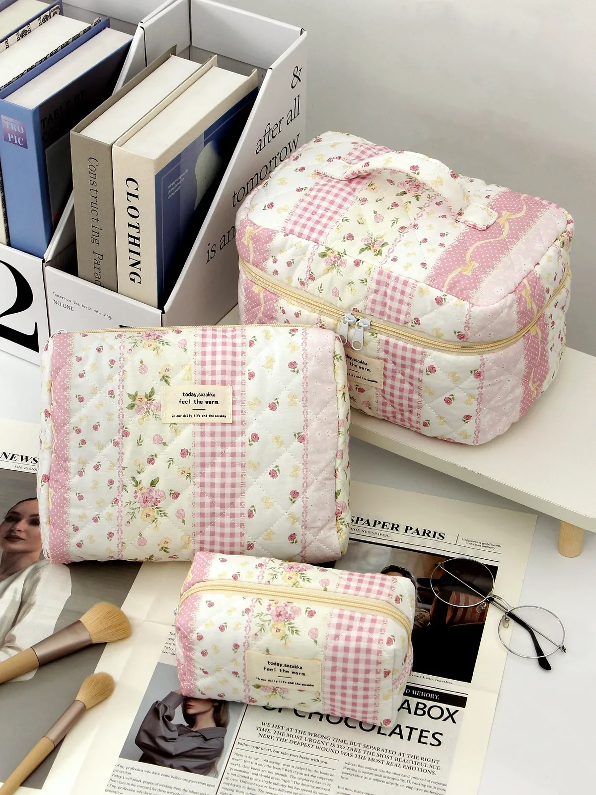 1 pièce/ensemble trousse de maquillage matelassée rose, trousse de maquillage essentielle de voyage, trousse de maquillage multifonctionnelle, trousse de maquillage mignonne de grande capacité