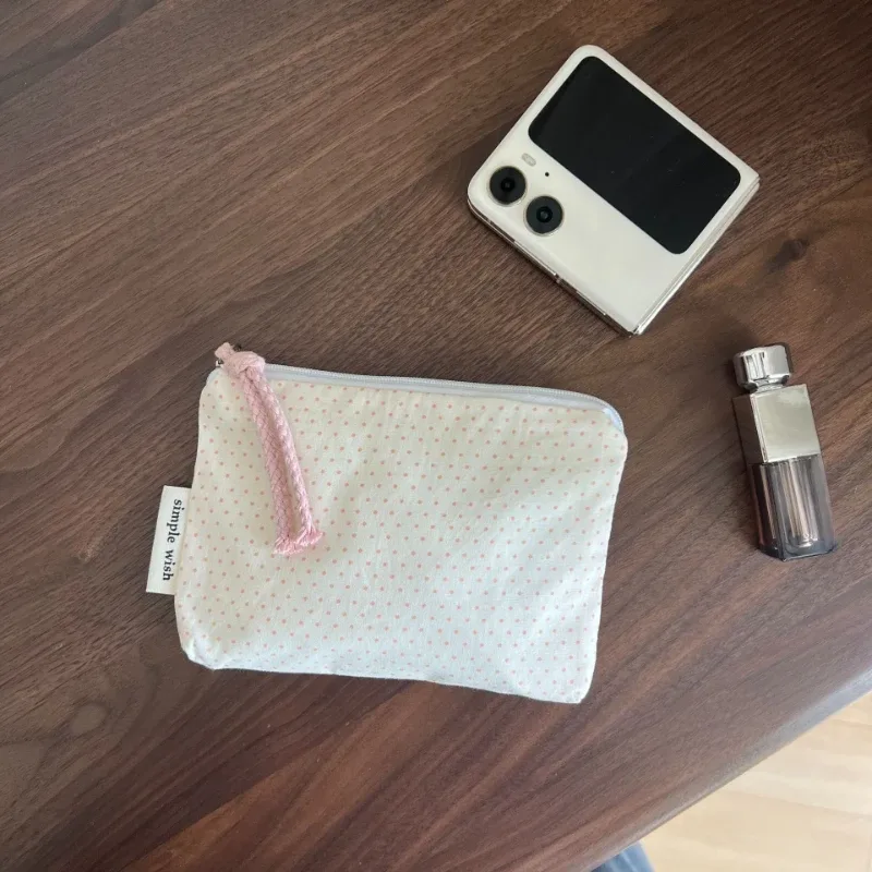 nouvelle pochette de maquillage tendance pour rouge à lèvres et serviettes hygiéniques, mini trousse de rangement cosmétique, sacs de voyage organisateurs pour femmes, petite pochette de rangement