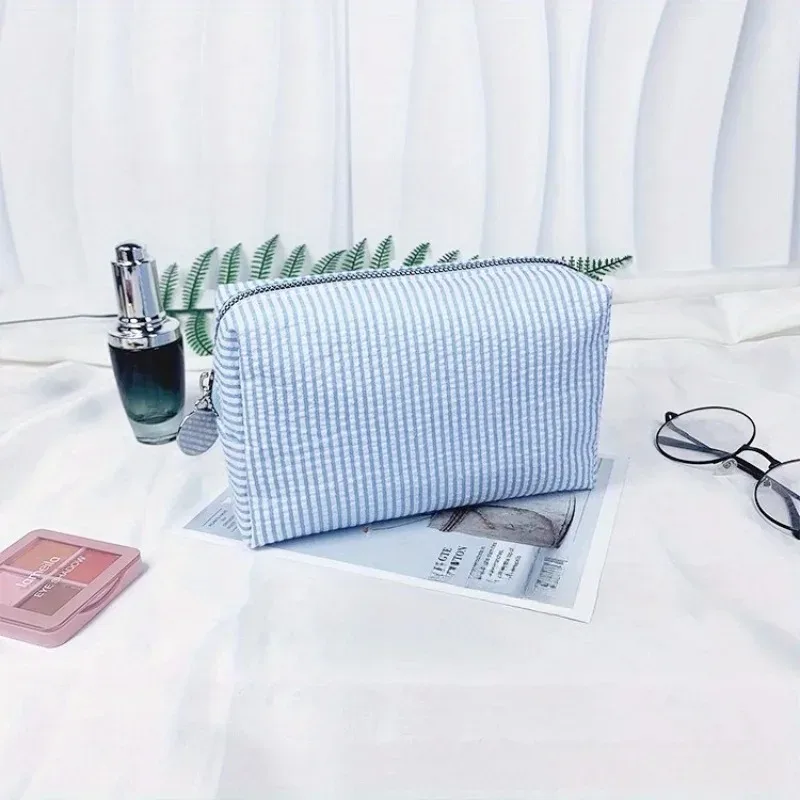 trousse de toilette rayée personnalisée – brodée sur mesure, rangement de cosmétiques portable en polyester, idéale pour les voyages, le dortoir scolaire et la maison
