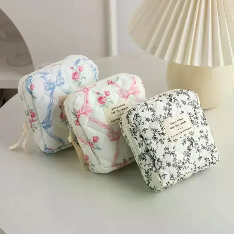 trousse de maquillage pour étudiantes, sac de rangement pour cartes photo avec nœud doux, porte-clés portable, sac pour pièces de monnaie, mini sac de trucs mignon