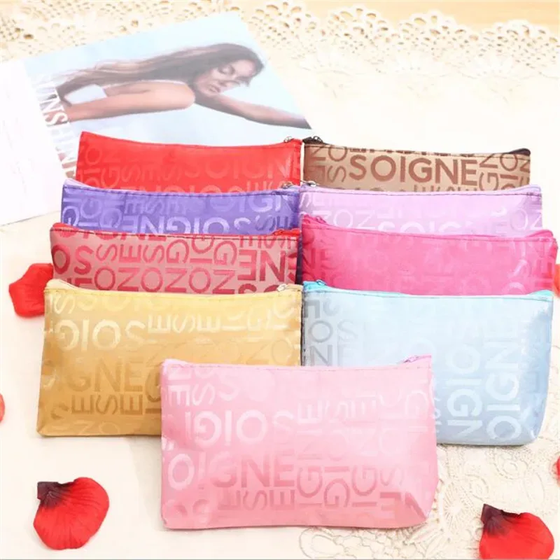 Sac à cosmétiques portable avec fermeture éclair pour femme, trousse de maquillage, trousse de beauté multifonctionnelle, trousse de voyage, trousse de maquillage en poudre, trousse de toilette, porte-évaluation, mignon