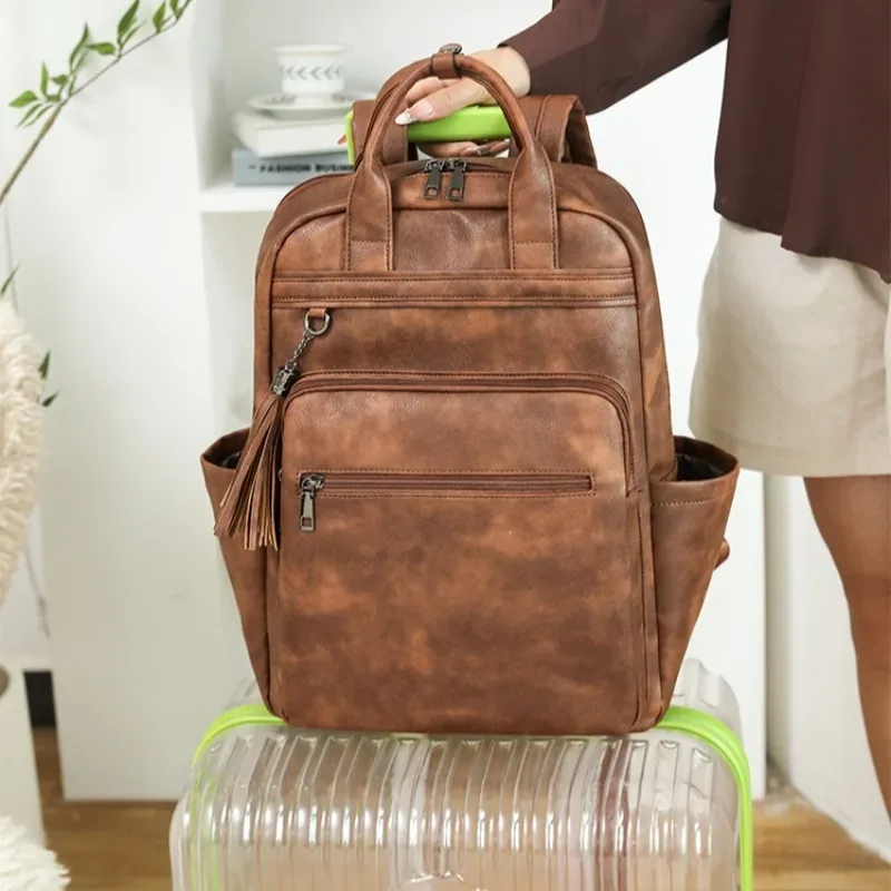 sac à dos cuir pu vintage dames – conçu pour ordinateur 15.6 pouces, parfait comme daypack collège, sac bureau et valise de voyage, détails rétro charmeur, matériaux durables, compartiments, s’adapte à tous les moments