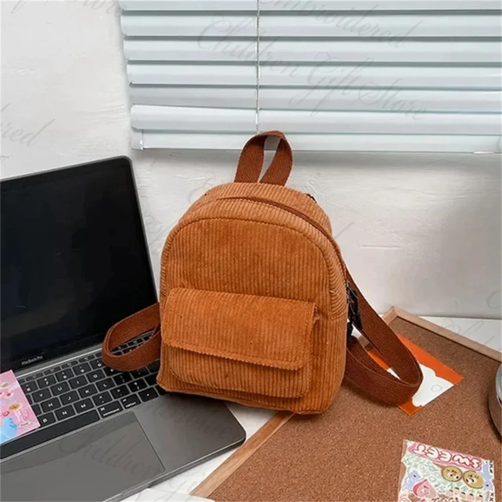 mini sac à dos en velours côtelé de couleur unie avec nom personnalisé pour filles, petit sac à dos personnalisé pour femmes, cadeau d'anniversaire