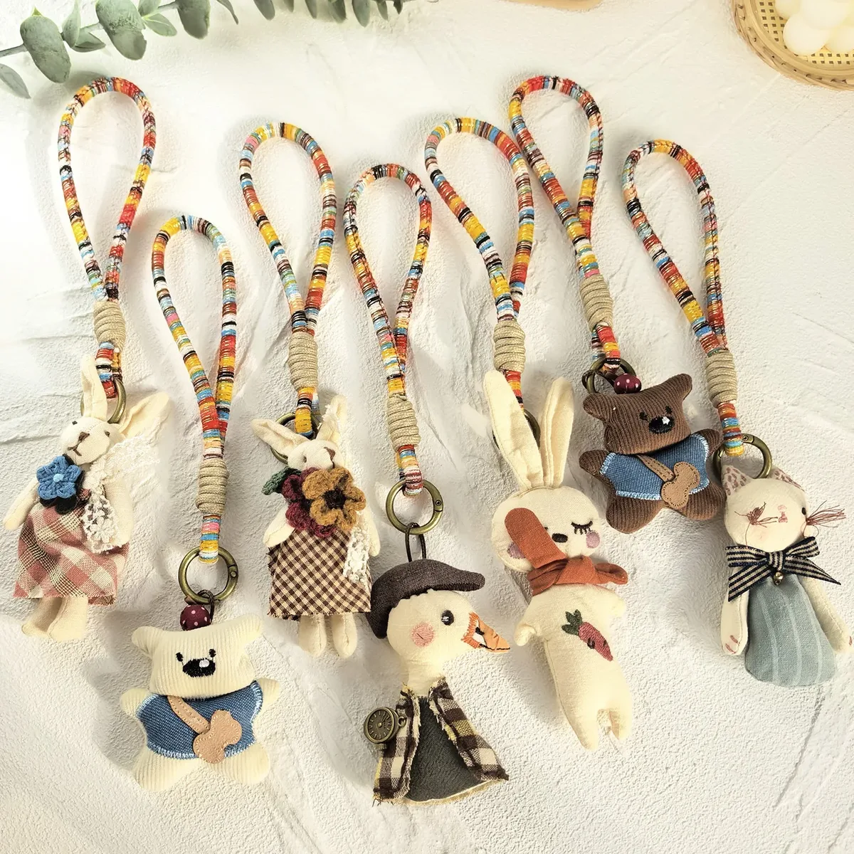 pendentif animal en tissu, breloque de sac animal mignon, porte-clés fait à la main, porte-clés animal de dessin animé doux pour sac à main, clés, sac à dos