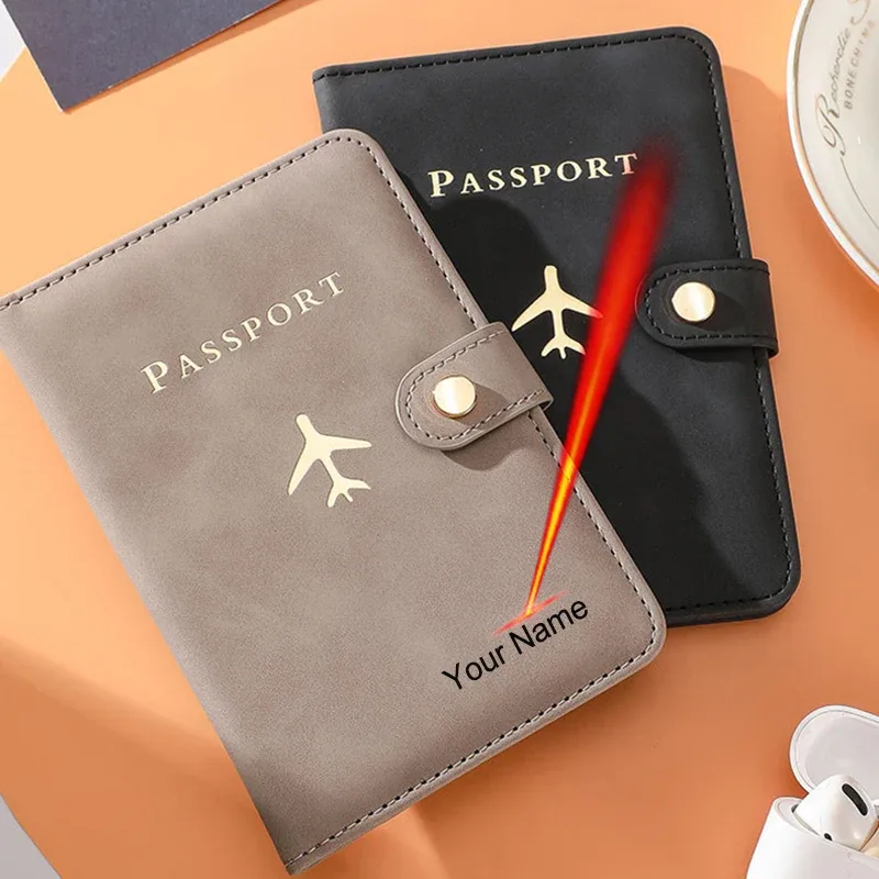 Porte-passeport personnalisé avec nom personnalisé sur la couverture, étui de couverture pour passeport d'avion, organisateur de documents de voyage