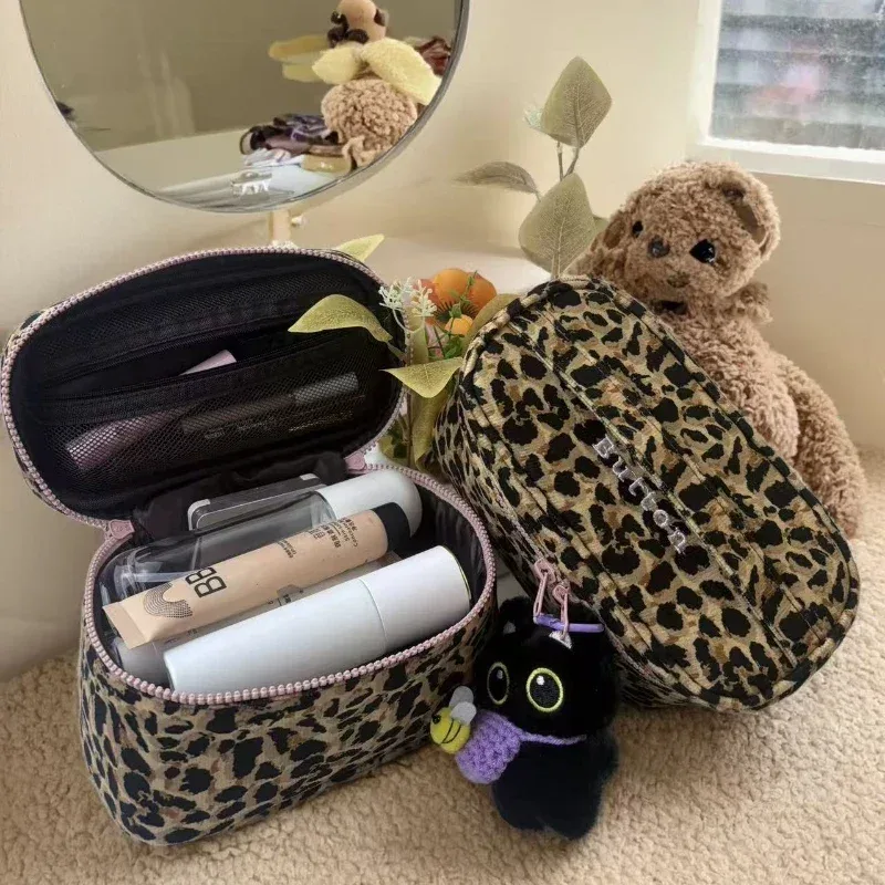 sac de rangement pour maquillage, pochette de rangement pour cosmétiques à imprimé léopard, trousse de toilette pour femme automne/hiver, sac à main léger, fermeture à glissière